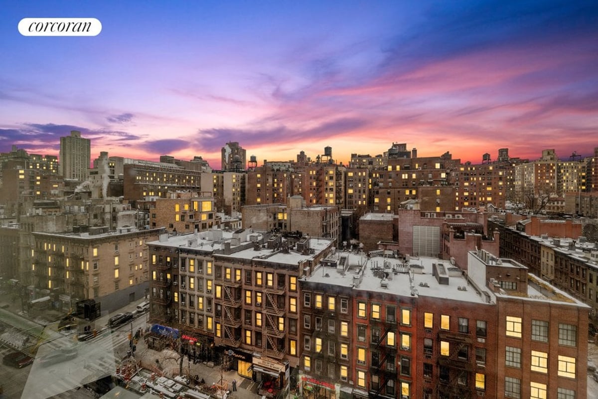 Photo for Carnegie Park Condominium - 200 East 94th Street Condominium in Upper East Side, Manhattan