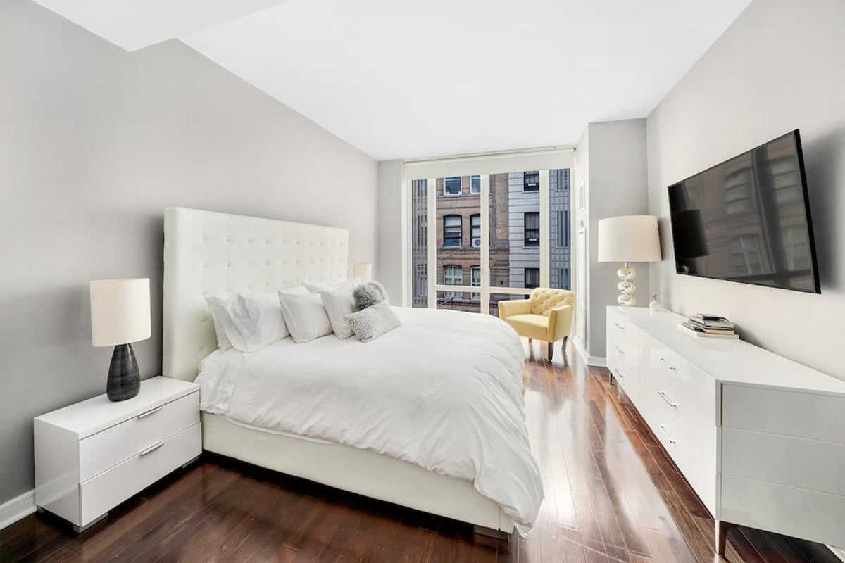 Photo for Chelsea House - 130 West 19th Street Condominium in Chelsea, Manhattan
