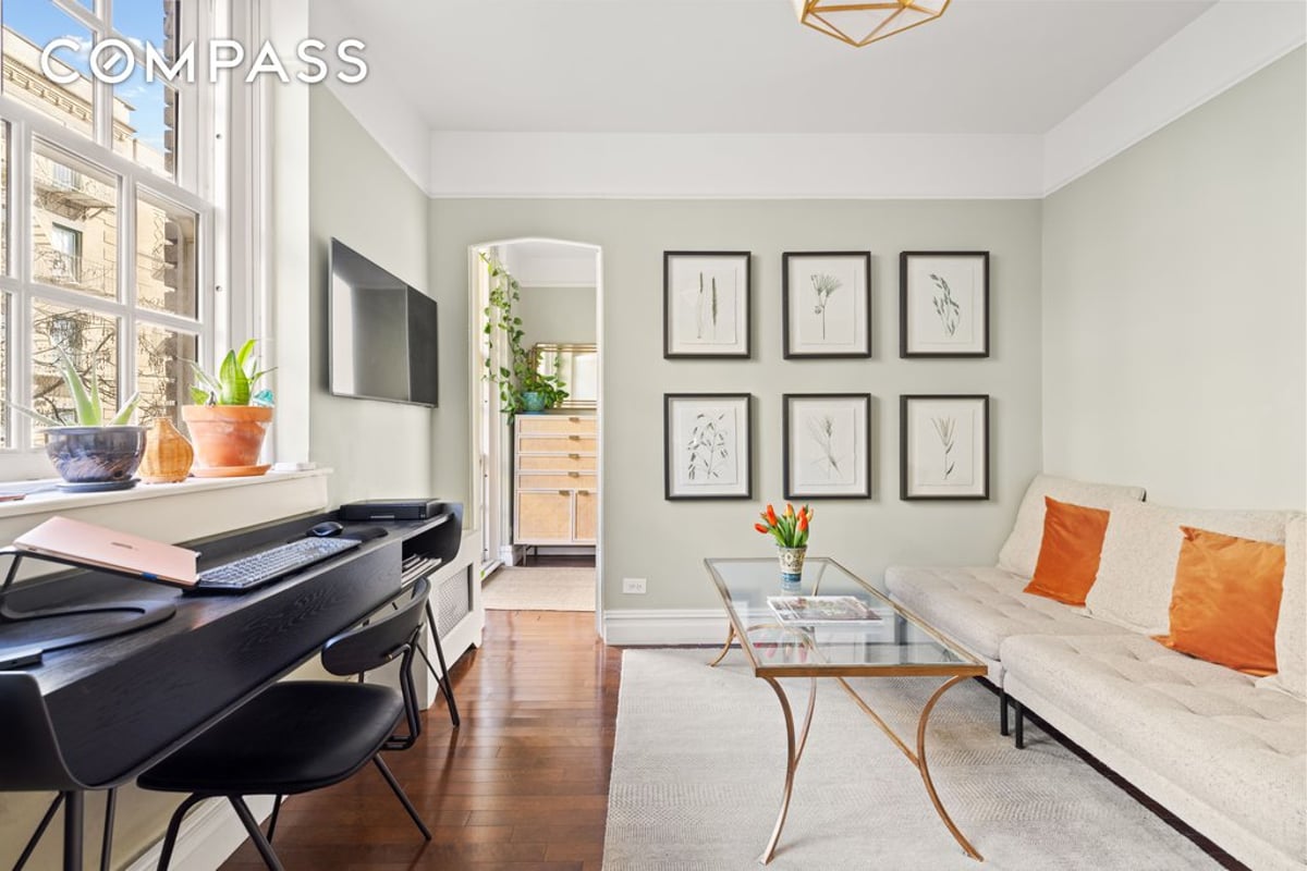 Photo for The Cherokee - 508 East 78th Street Cooperative in Upper East Side, Manhattan