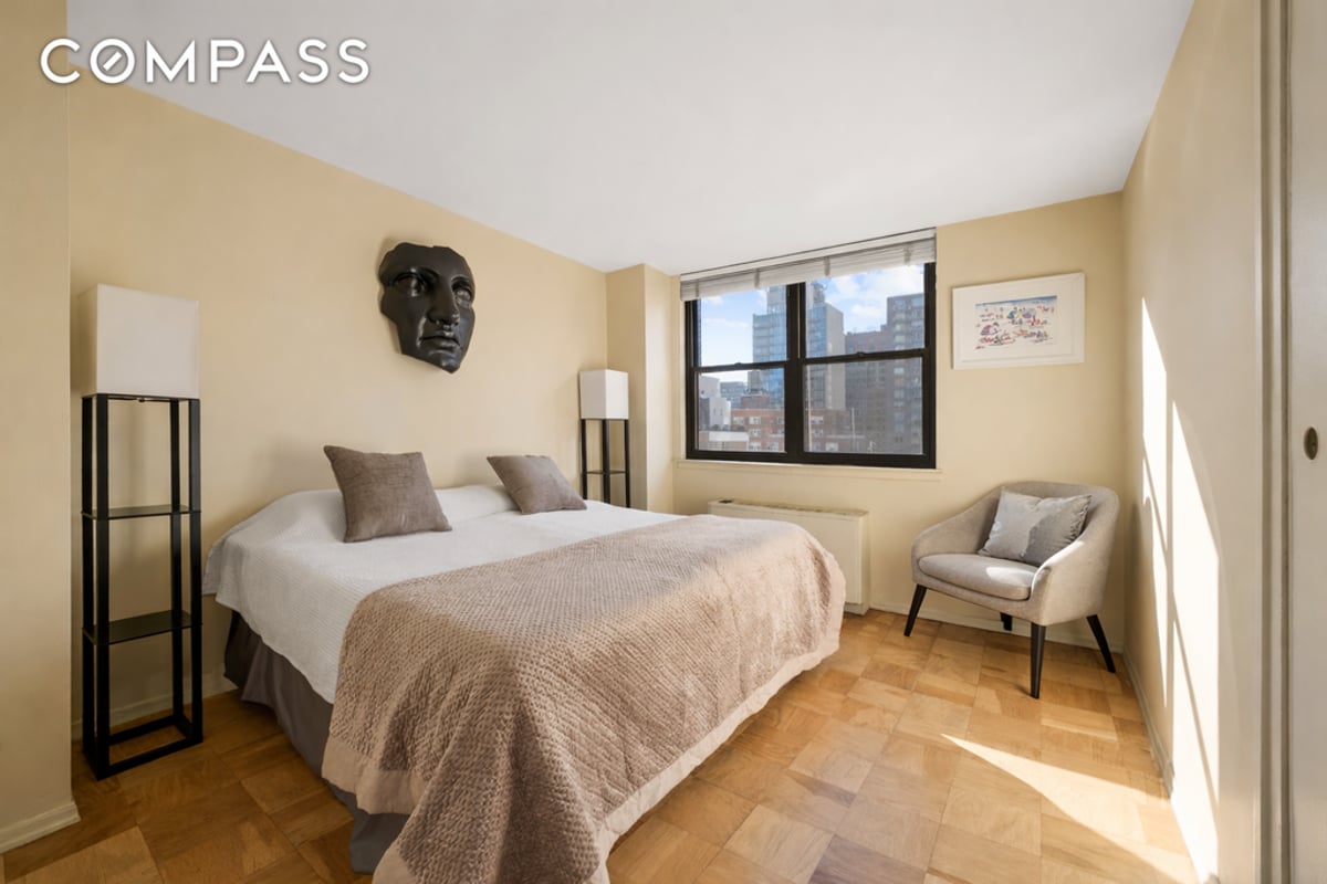 Photo for The Murray Hill Crescent - 225 East 36th Street Cooperative in Murray Hill, Manhattan