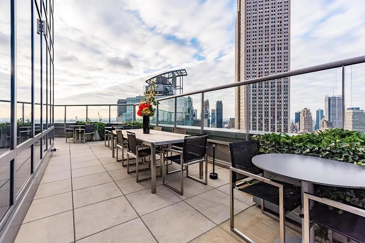 Photo for One Sixty Madison - 160 Madison Avenue Condominium in Midtown, Manhattan