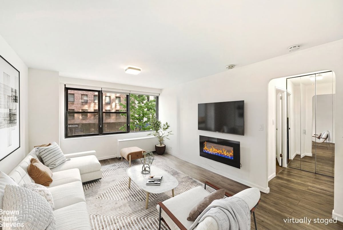 Photo for The Hamilton - 305 East 40th Street Cooperative in Turtle Bay, Manhattan