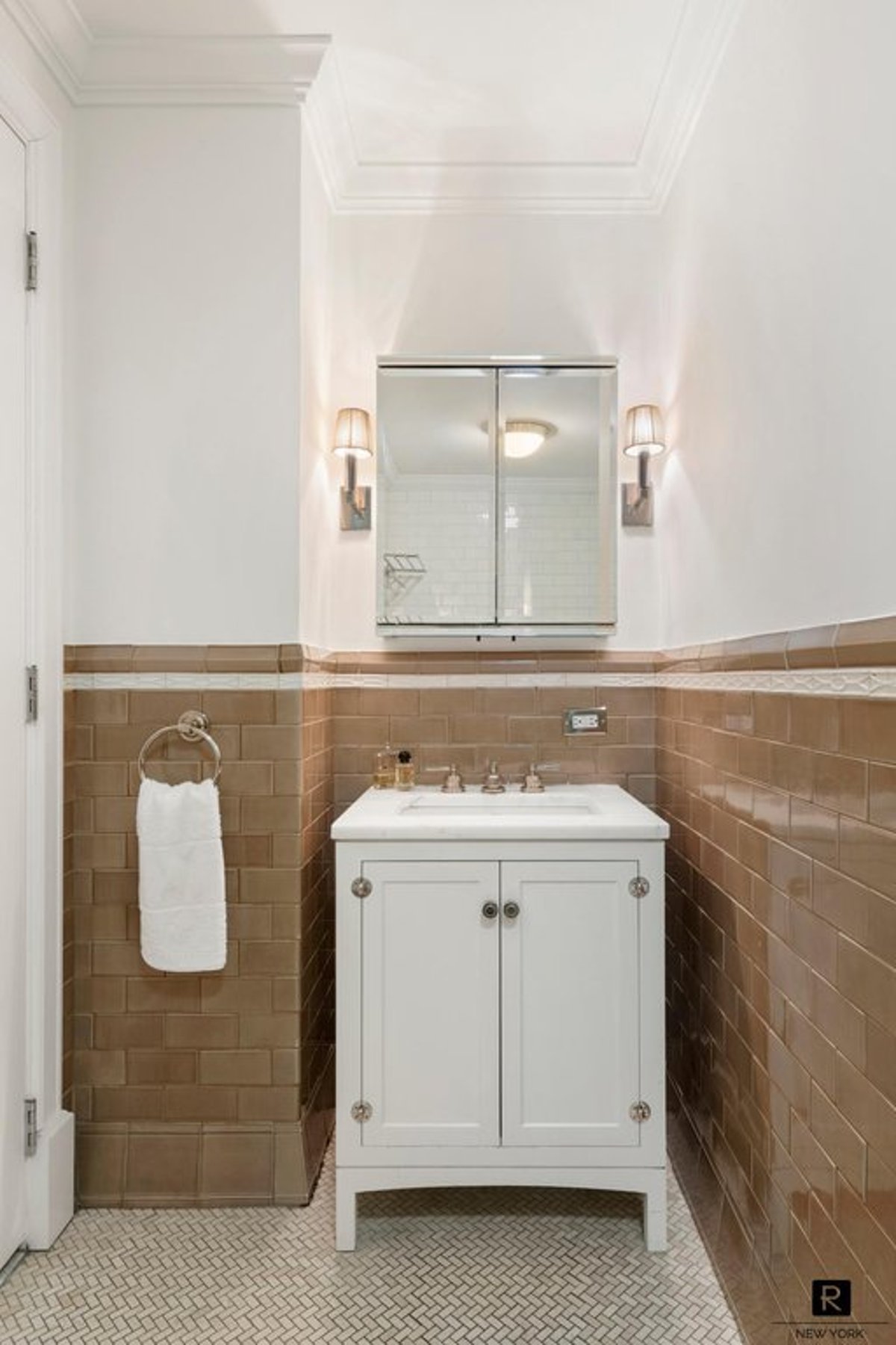 Photo for The Olcott - 27 West 72nd Street Condominium in Upper West Side, Manhattan