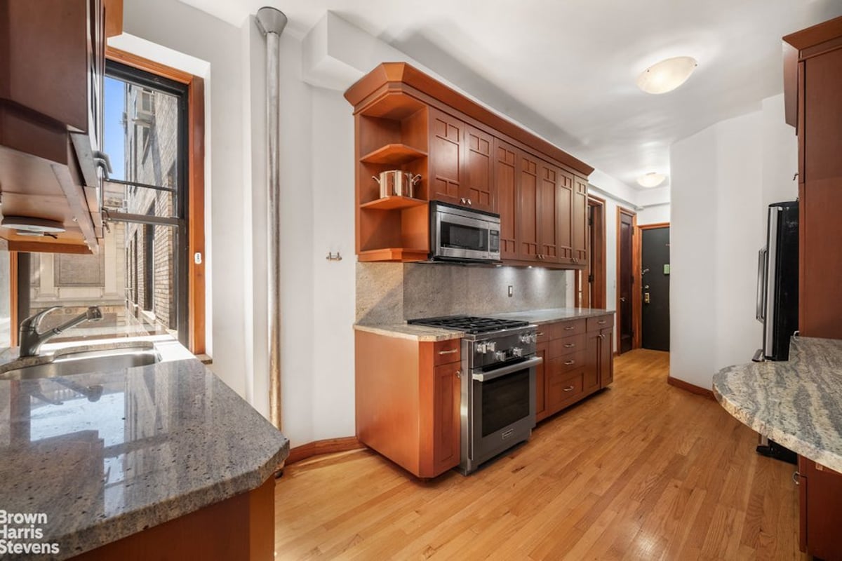 Photo for The Riviera - 790 Riverside Drive Cooperative in Washington Heights, Manhattan