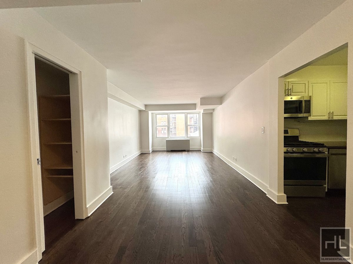 Photo for The Blake - 220 East 63rd Street Rental Building in Lenox Hill, Manhattan