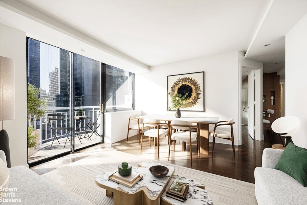 Photo for 211 East 51st Street - 211 East 51St Street Condominium in Turtle Bay, Manhattan