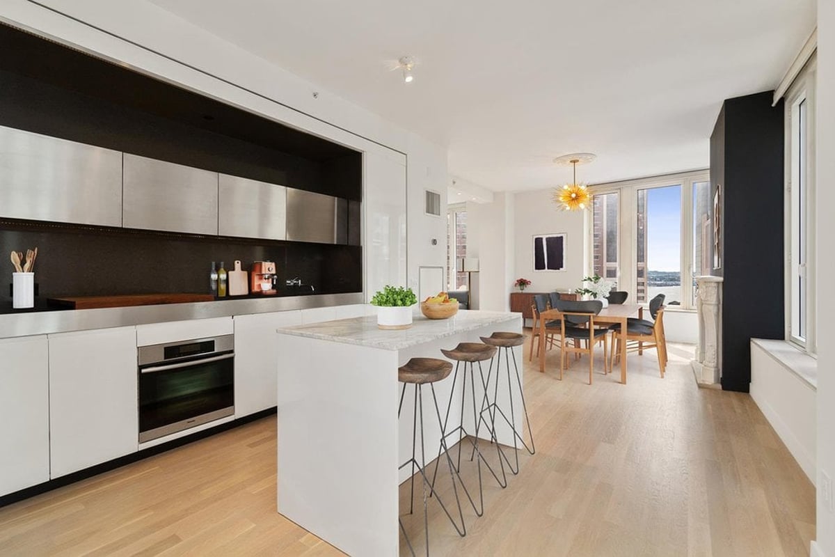 Photo for William Beaver House - 15 William Street Condominium in Financial District, Manhattan