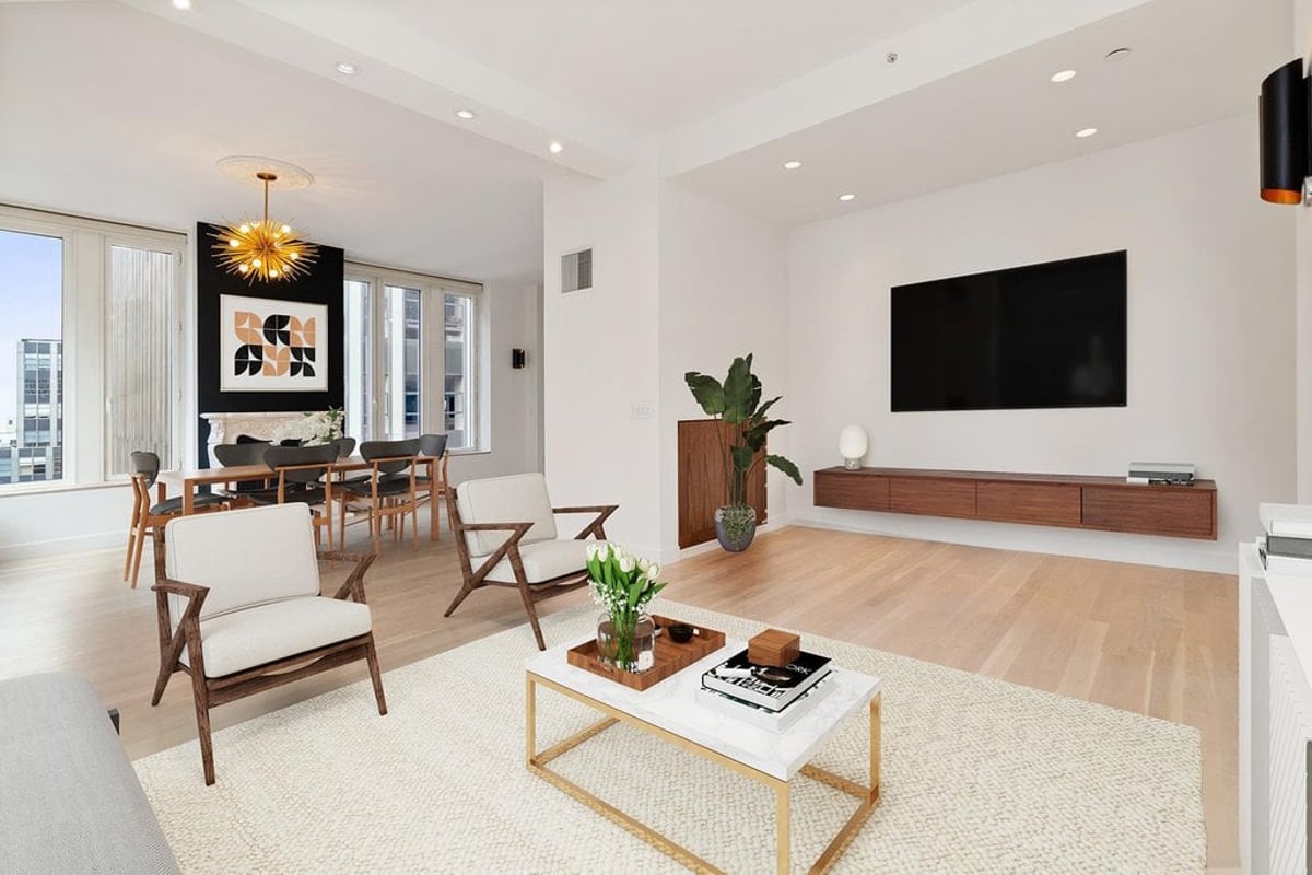 Photo for William Beaver House - 15 William Street Condominium in Financial District, Manhattan