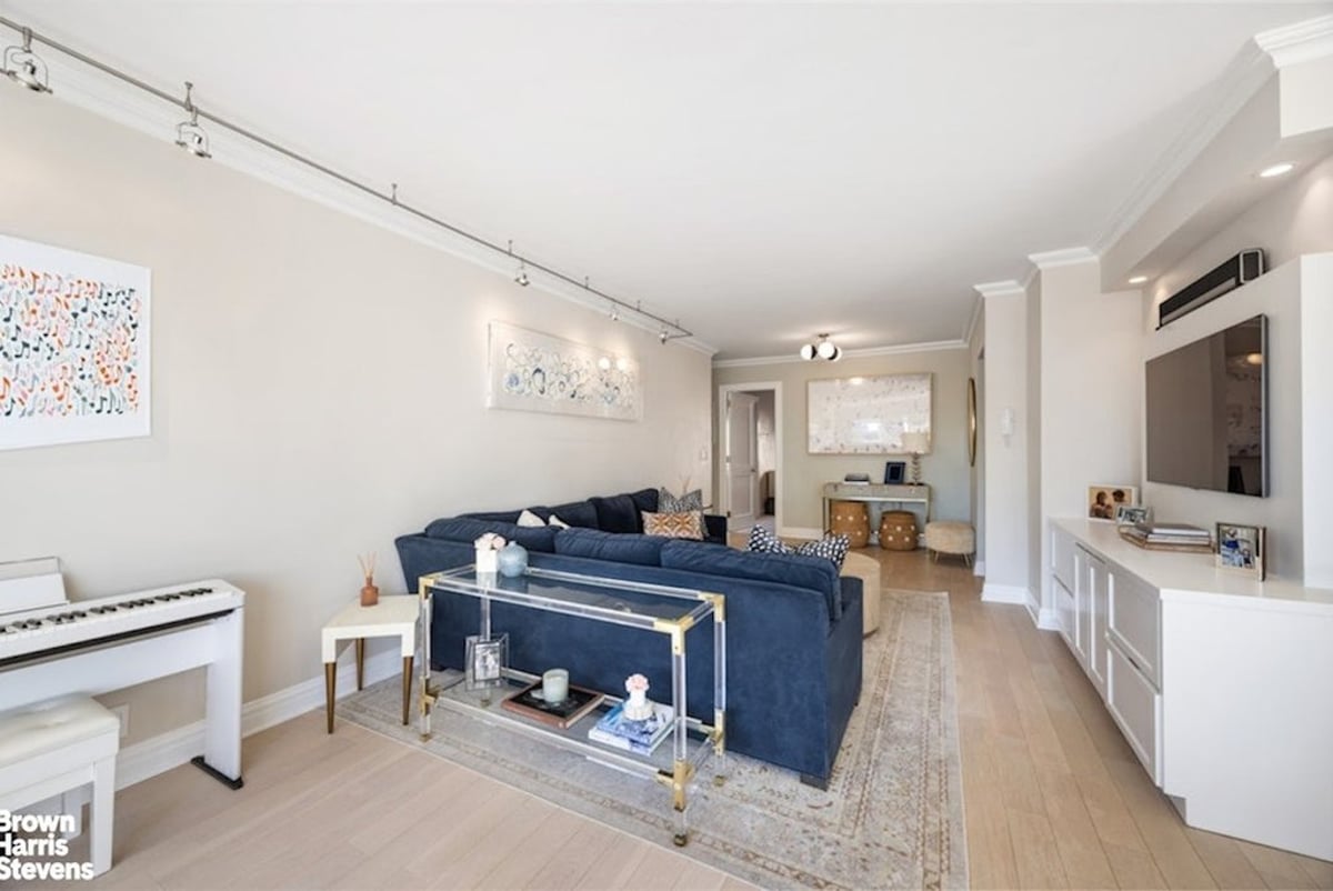 Photo for Newport East - 370 East 76th Street Cooperative in Lenox Hill, Manhattan