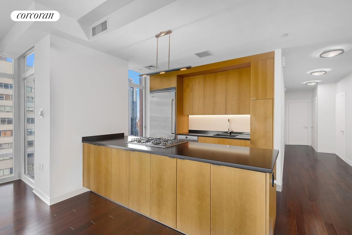 Photo for Place 57 - 207 East 57th Street Condominium in Midtown East, Manhattan