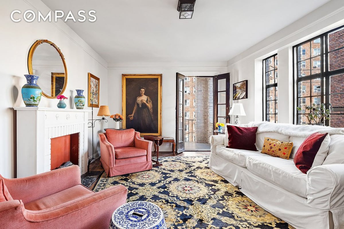 Photo for Hudson View Gardens - 116 Pinehurst Avenue Cooperative in Washington Heights, Manhattan