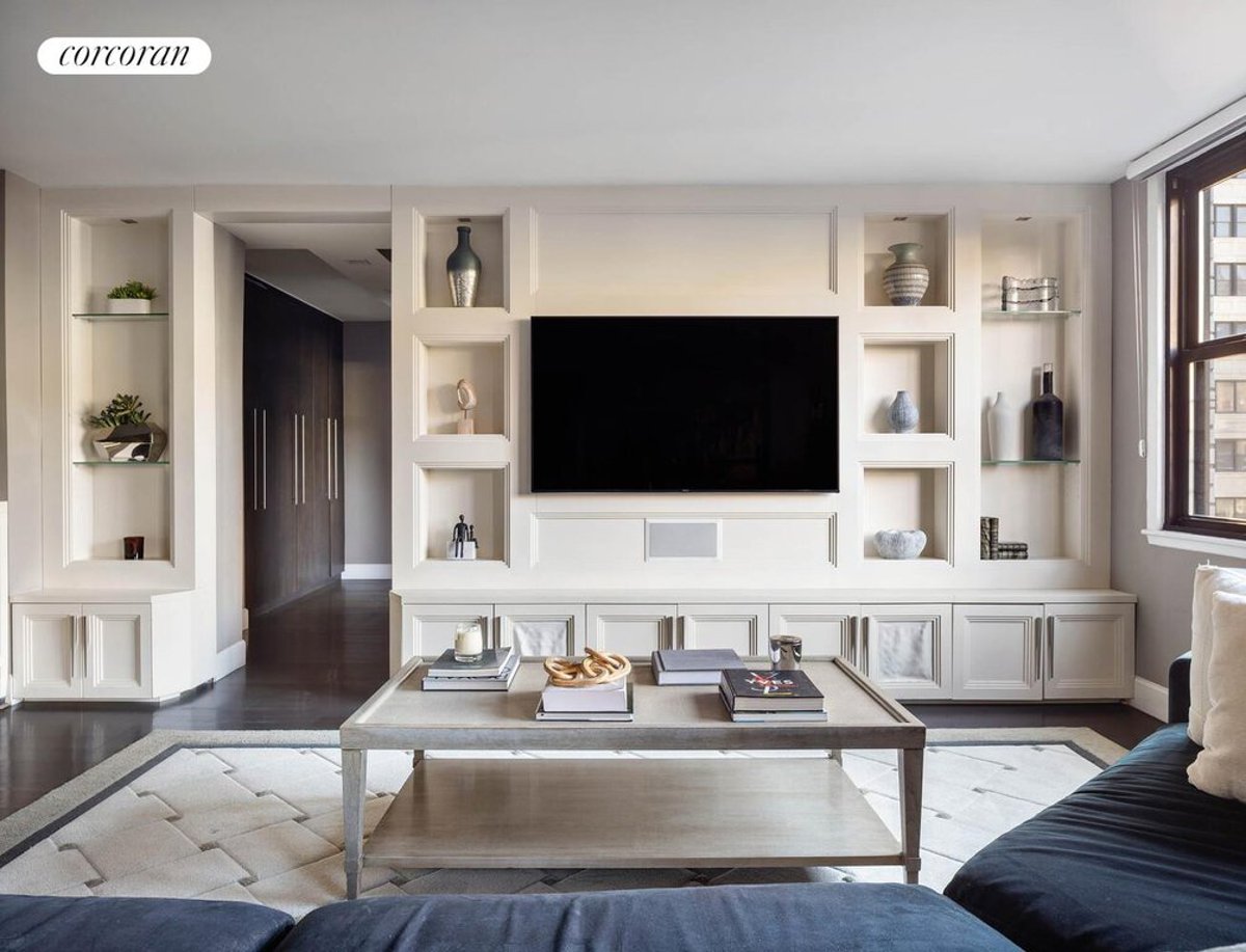 Photo for Gramercy Plaza - 130 East 18th Street Cooperative in Gramercy Park, Manhattan