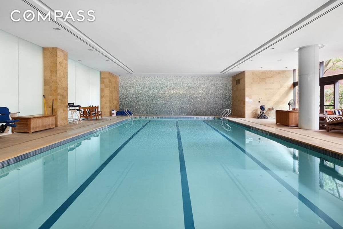 Photo for Carnegie Park Condominium - 200 East 94th Street Condominium in Upper East Side, Manhattan