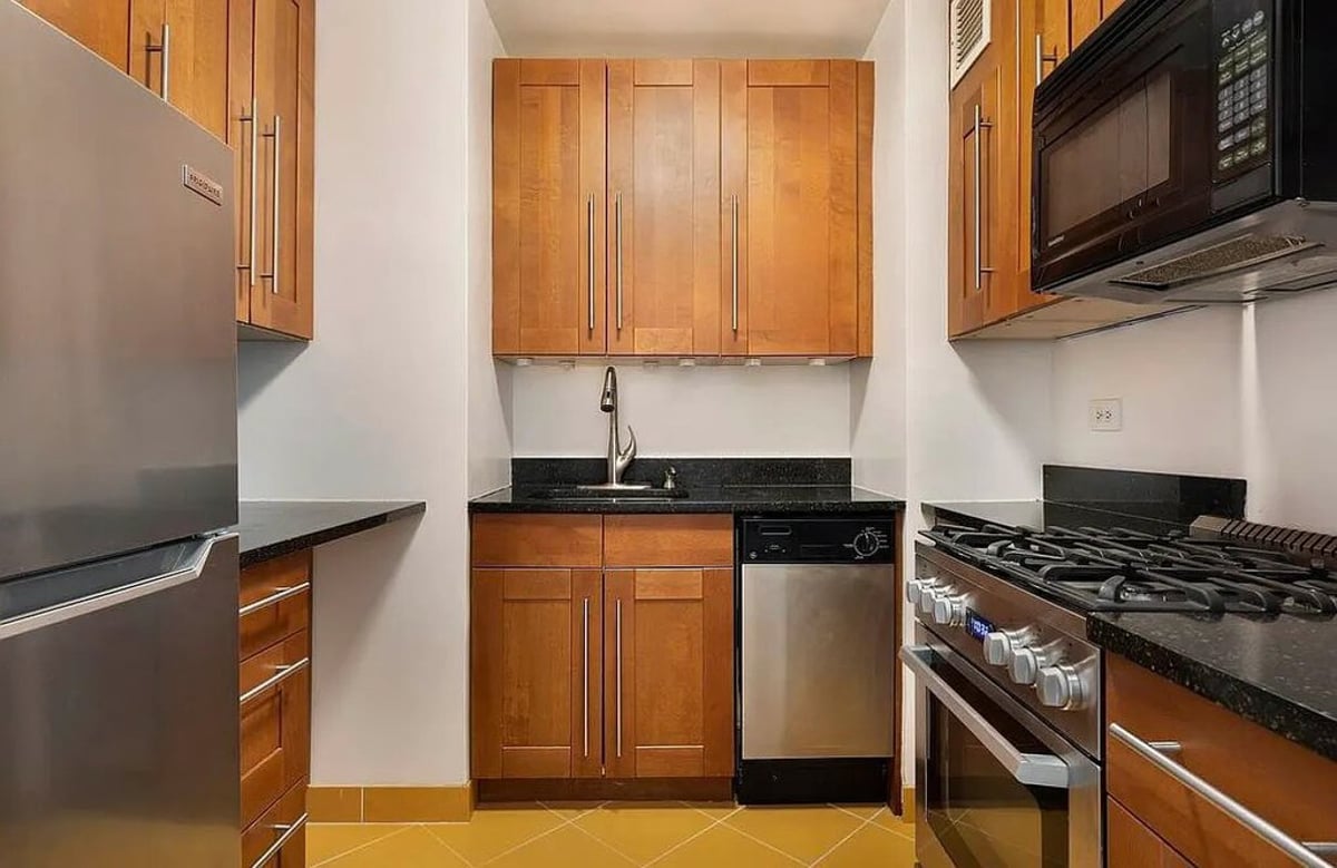 Photo for 305 East 24th Street - 305 East 24th Street Cooperative in Kips Bay, Manhattan