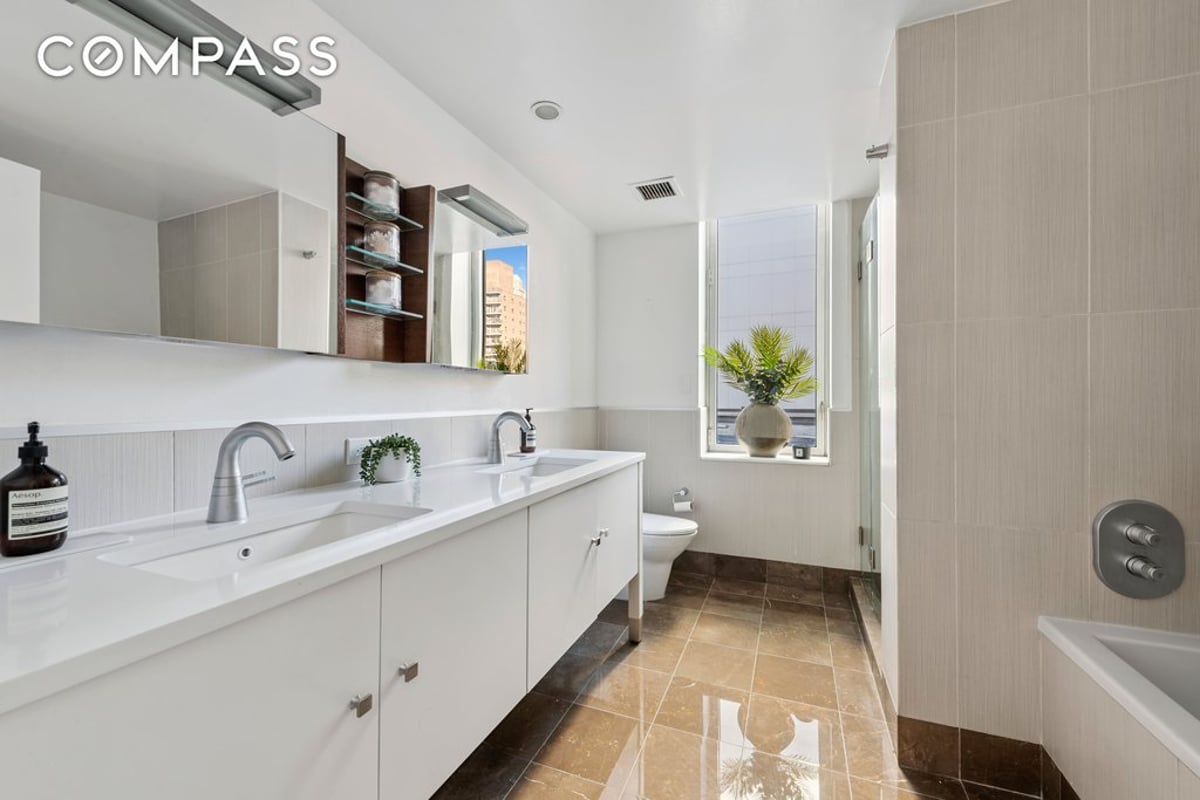 Photo for The Charleston - 225 East 34th Street Condominium in Murray Hill, Manhattan