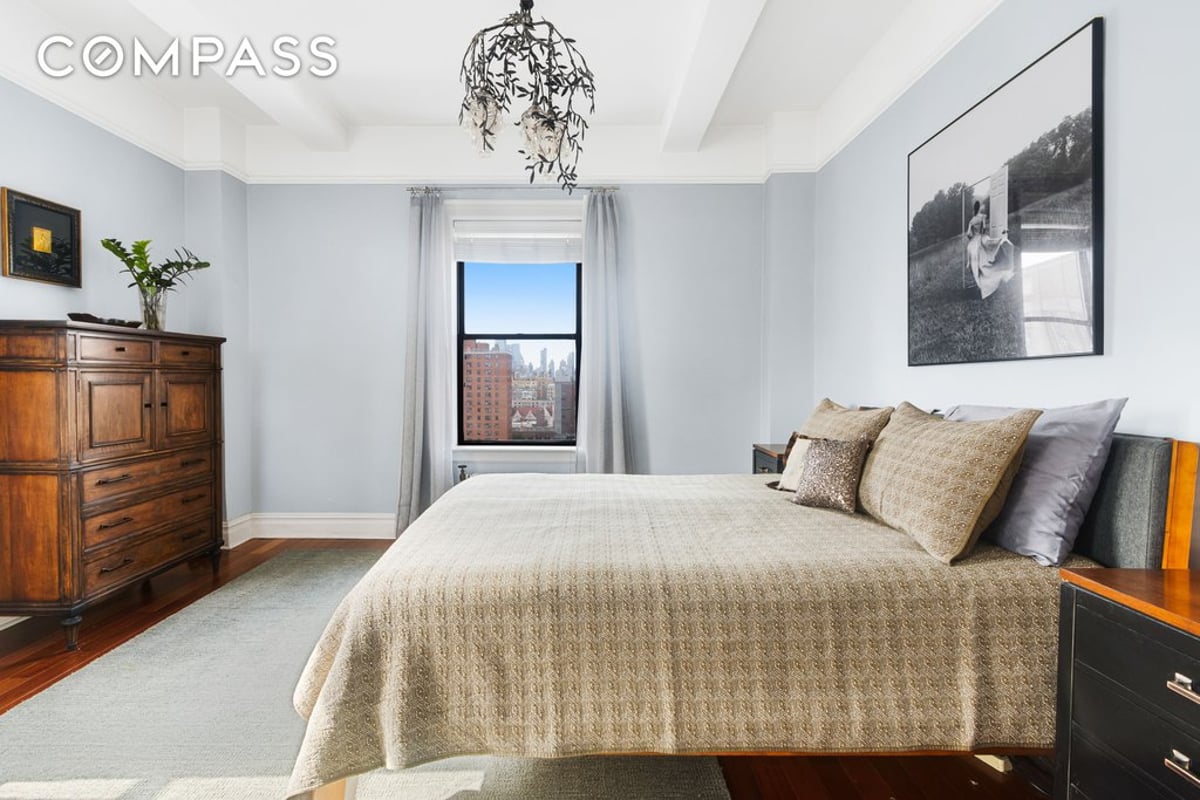 Photo for The Westwind - 175 West 93rd Street Cooperative in Upper West Side, Manhattan