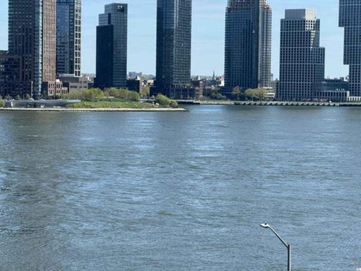 Photo for The Horizon - 415 East 37th Street Condominium in Midtown East, Manhattan