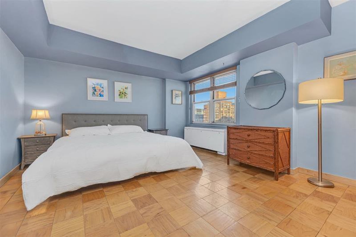 Photo for 305 East 24th Street - 305 East 24th Street Cooperative in Kips Bay, Manhattan