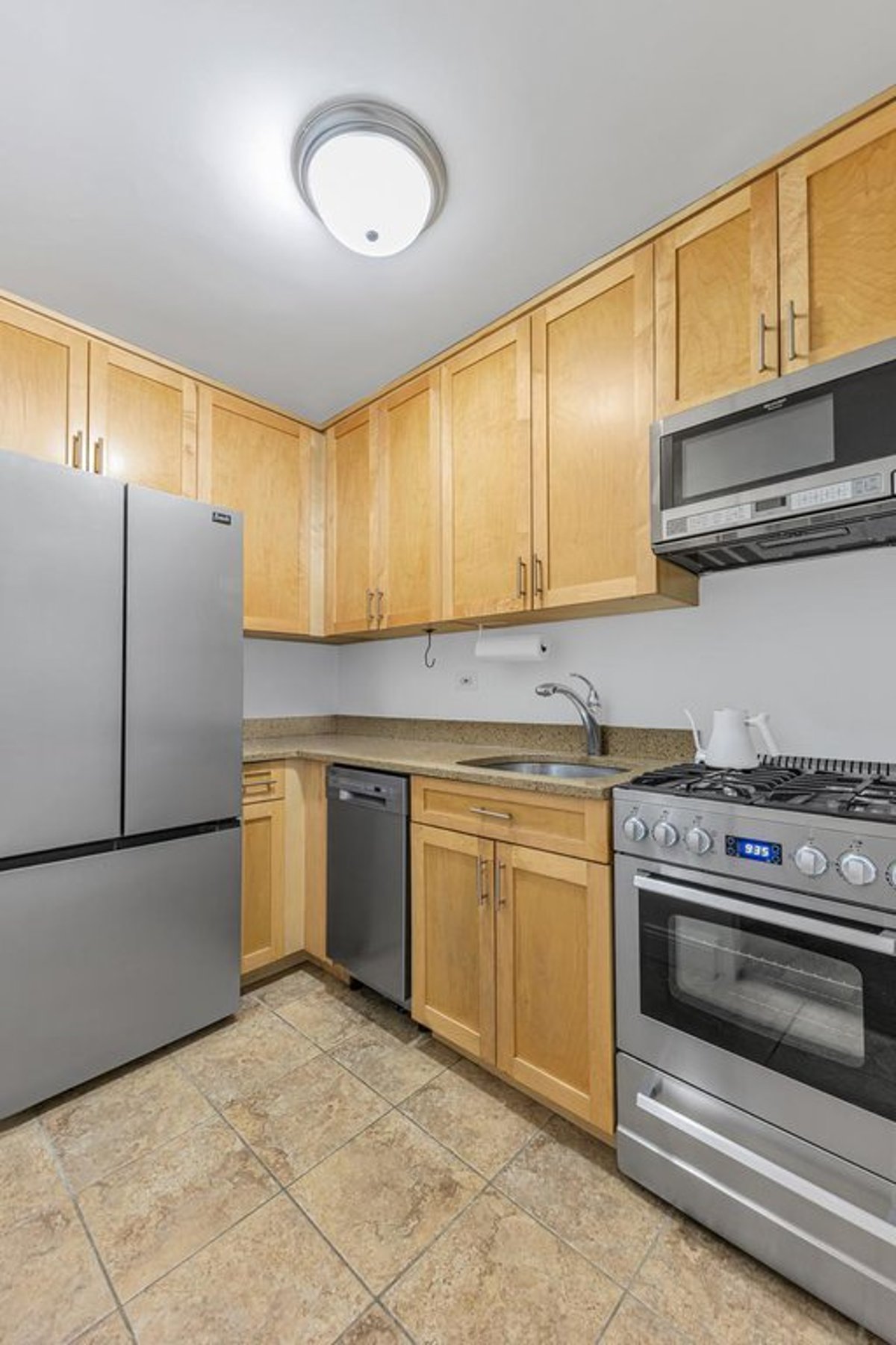 Photo for 305 East 24th Street - 305 East 24th Street Cooperative in Kips Bay, Manhattan