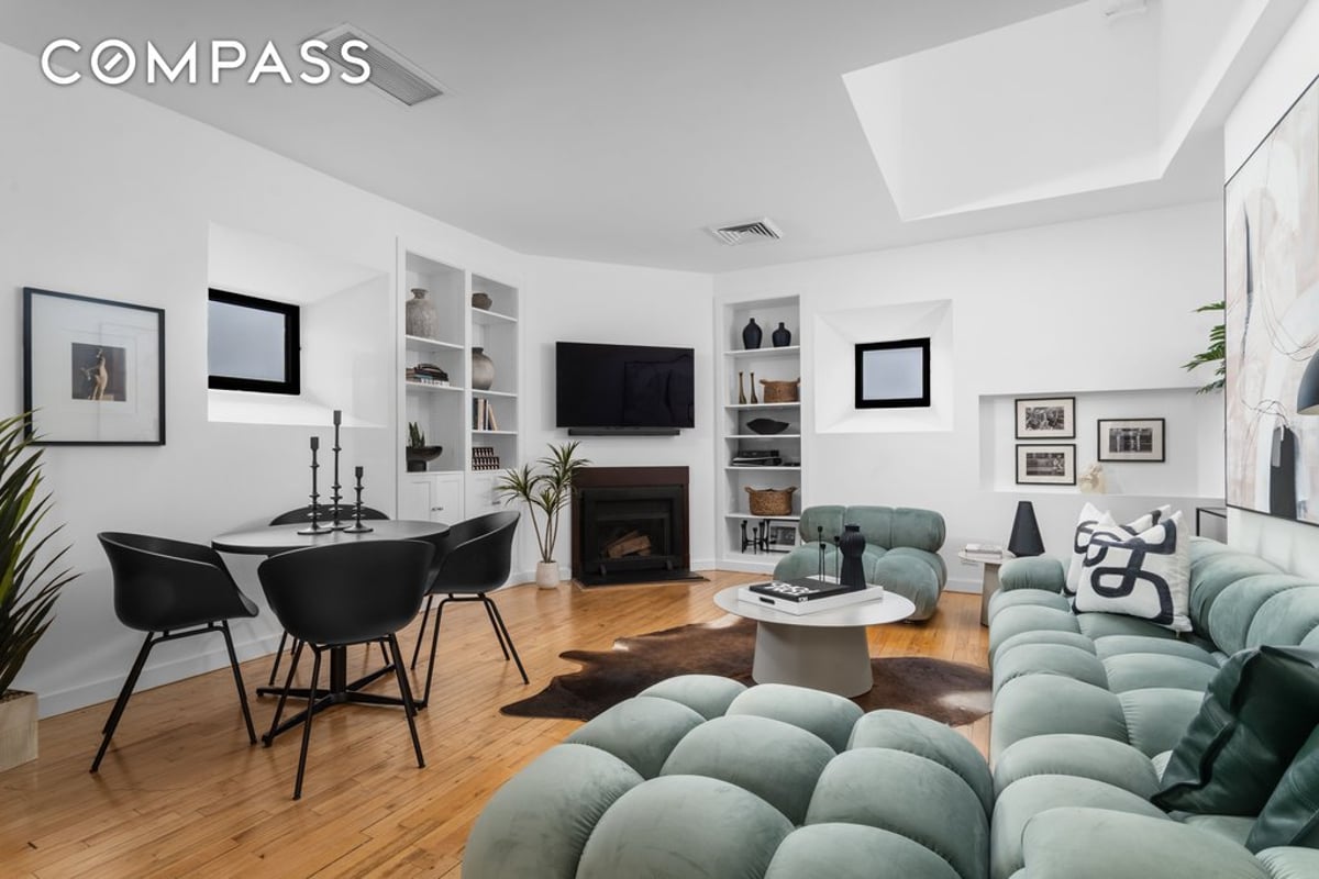 Photo for Astor Court - 2420 Broadway Cooperative in Upper East Side, Manhattan