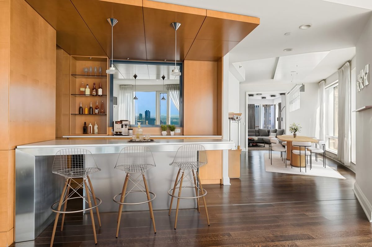 Photo for The Visionaire - 70 Little West Street Condominium in Battery Park City, Manhattan