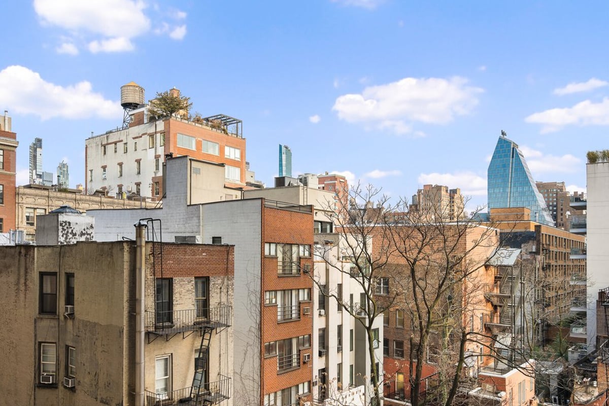 Photo for The Vermeer - 77 Seventh Avenue Cooperative in Chelsea, Manhattan