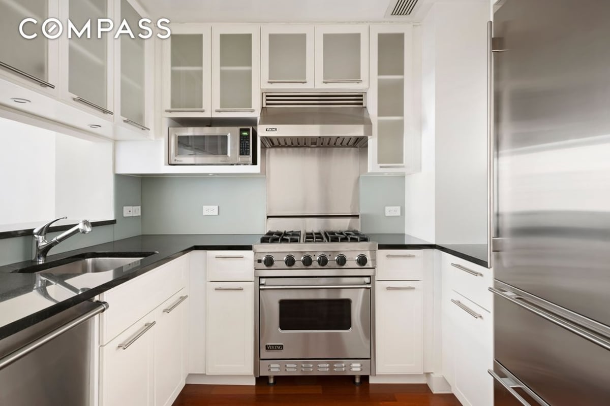 Photo for 45 Park Avenue - 45 Park Avenue Condominium in Murray Hill, Manhattan