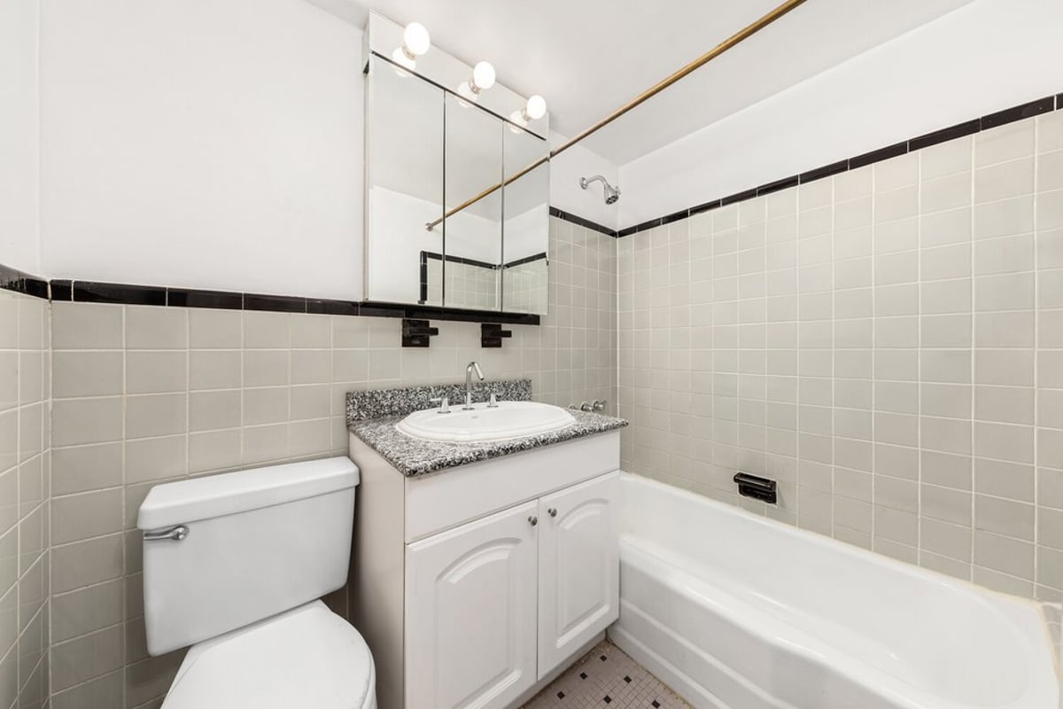 Photo for The Wendhorn - 139 East 33rd Street Cooperative in Murray Hill, Manhattan