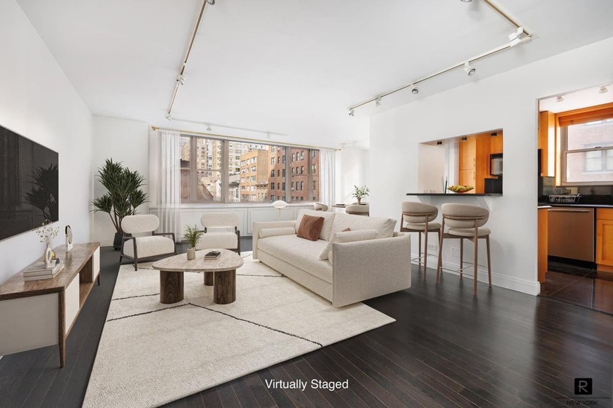 Photo for Carlton Regency - 137 East 36th Street Cooperative in Murray Hill, Manhattan