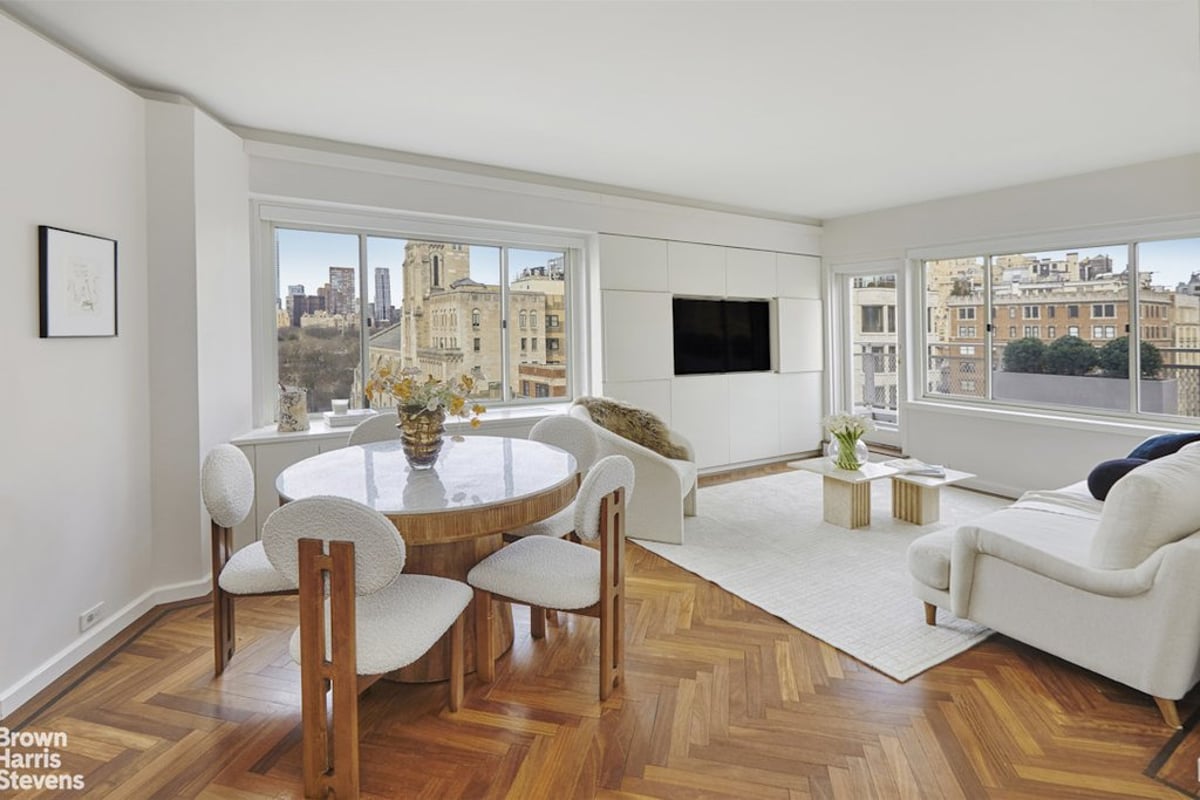 Photo for Colony House - 30 East 65th Street Cooperative in Lenox Hill, Manhattan