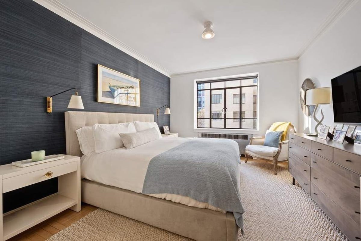 Photo for Chelsea Gardens - 250 West 24th Street & 255 West 23rd Street Cooperative in Chelsea, Manhattan