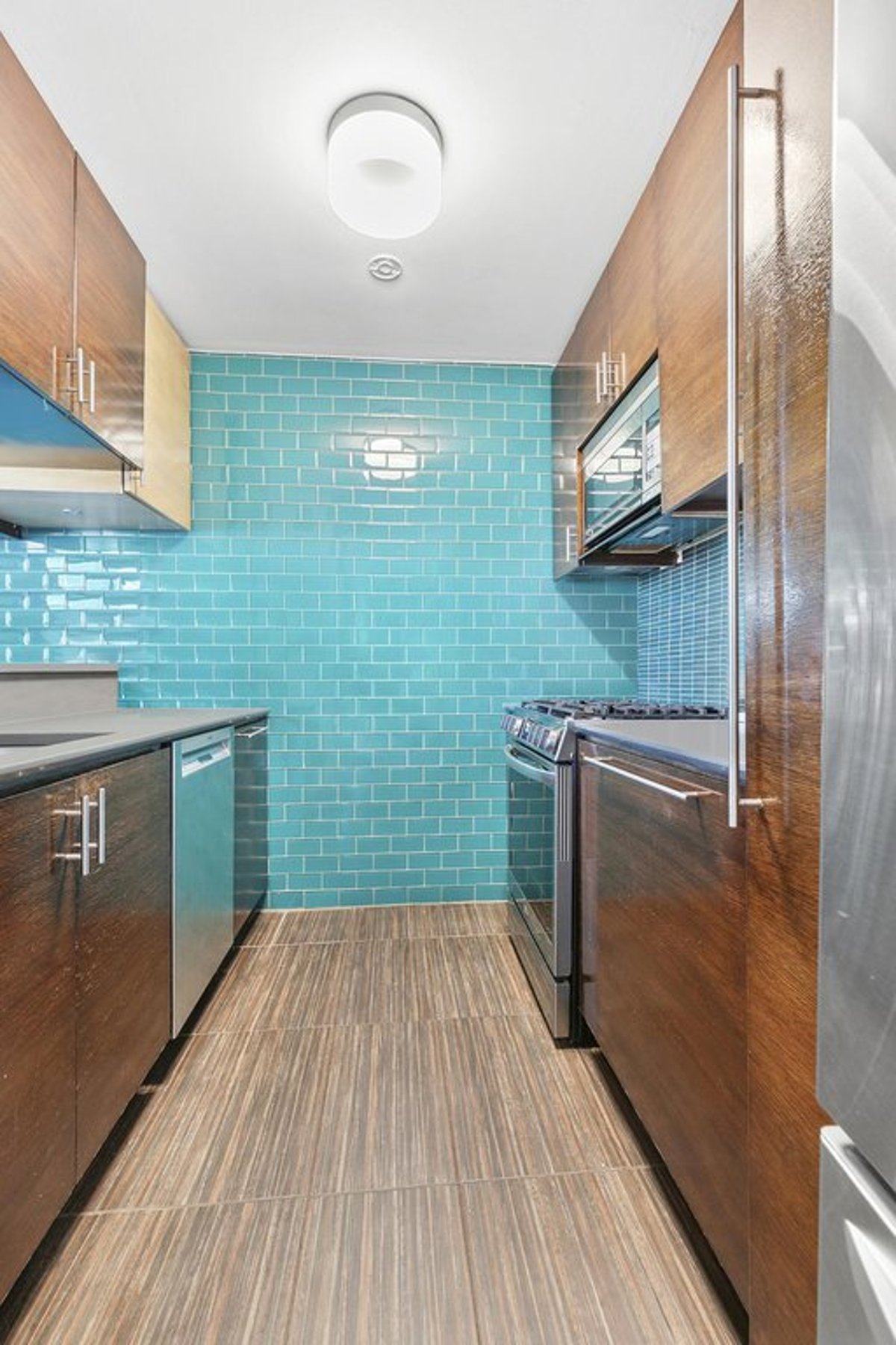 Photo for 100 United Nations Plaza - 100  United Nations Plaza Condominium in Midtown East, Manhattan