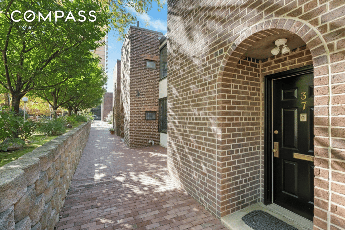 Photo for 75 Henry Street - 75 Henry Street Cooperative in Brooklyn Heights, Brooklyn