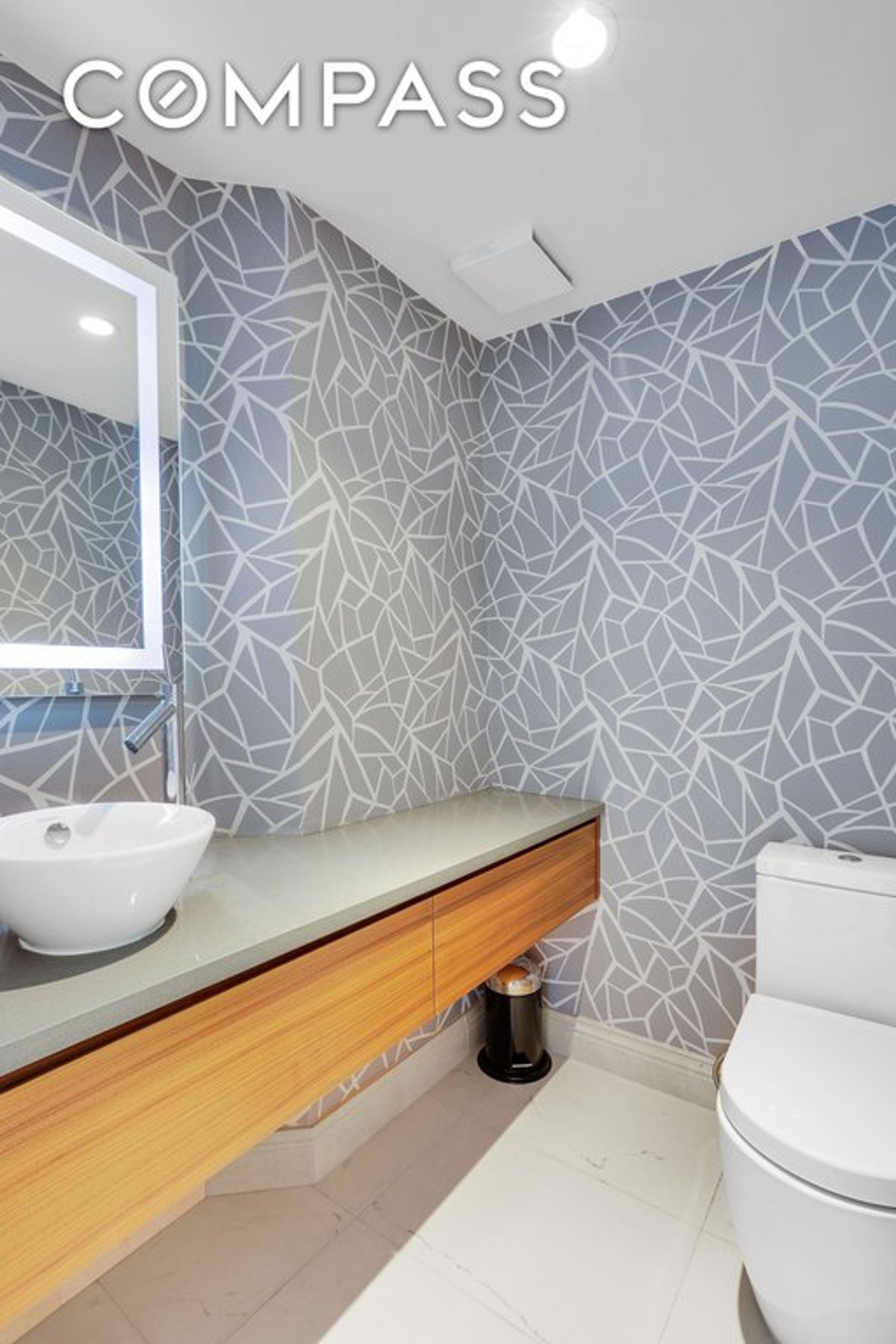 Photo for CitySpire - 150 West 56th Street Condominium in Midtown, Manhattan