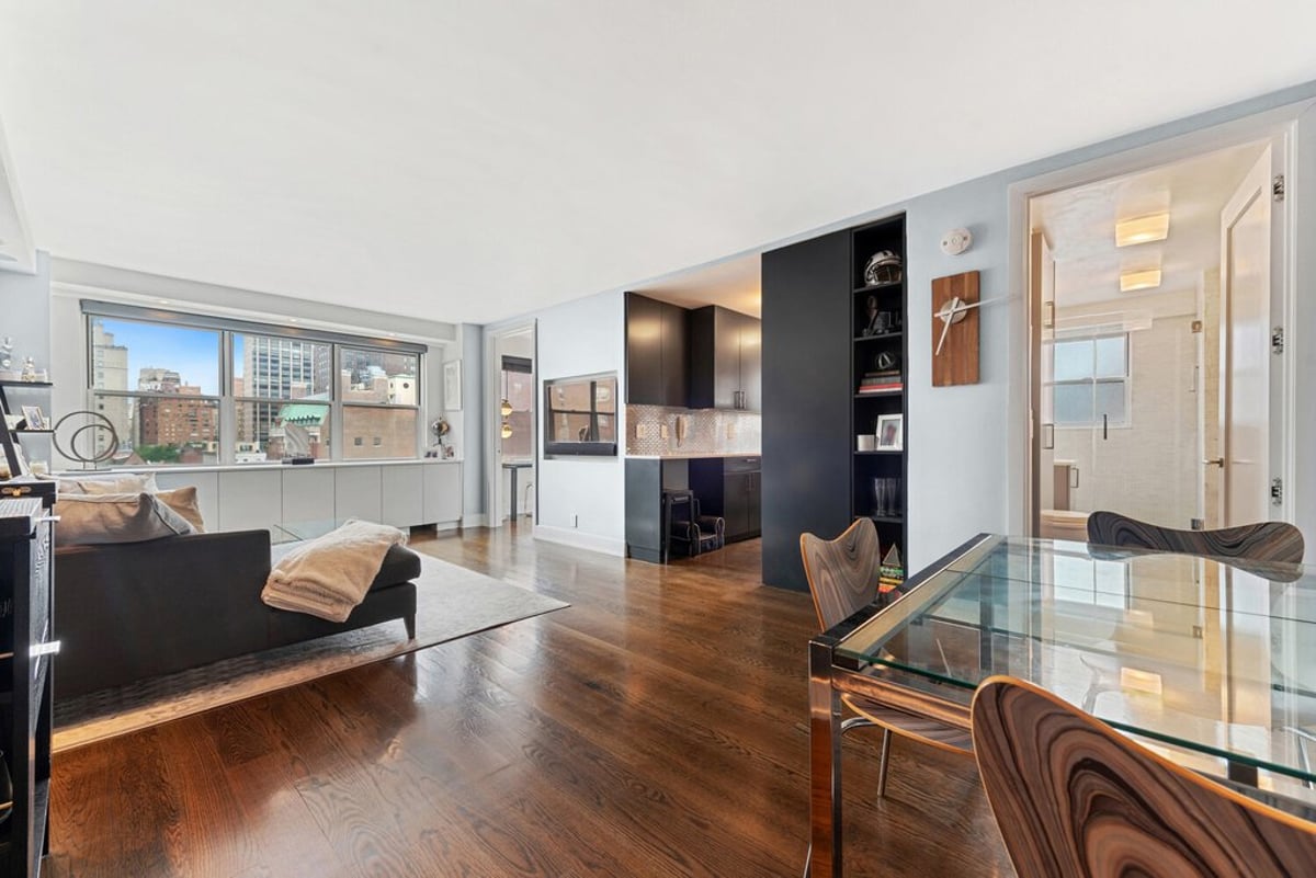 Photo for The Theso - 300 East 71St Street Condominium in Lenox Hill, Manhattan