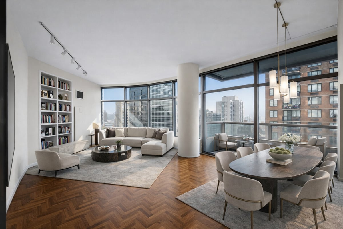 Photo for The Mondrian - 250 East 54th Street Condominium in Midtown East, Manhattan