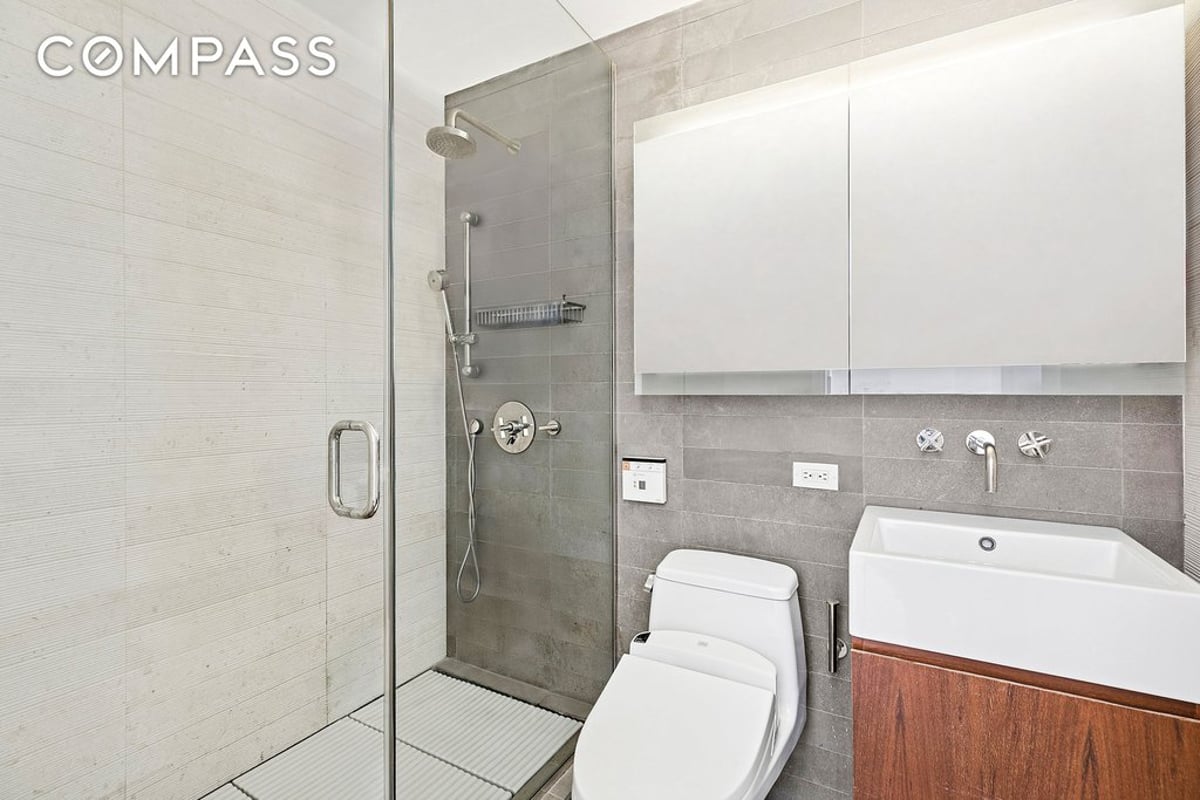 Photo for 515 East 72 - 515 East 72nd Street Condominium in Upper East Side, Manhattan