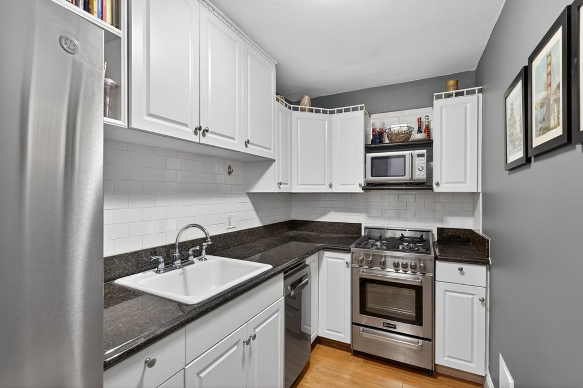 Photo for The Chesapeake House - 201 East 28th Street Cooperative in Kips Bay, Manhattan