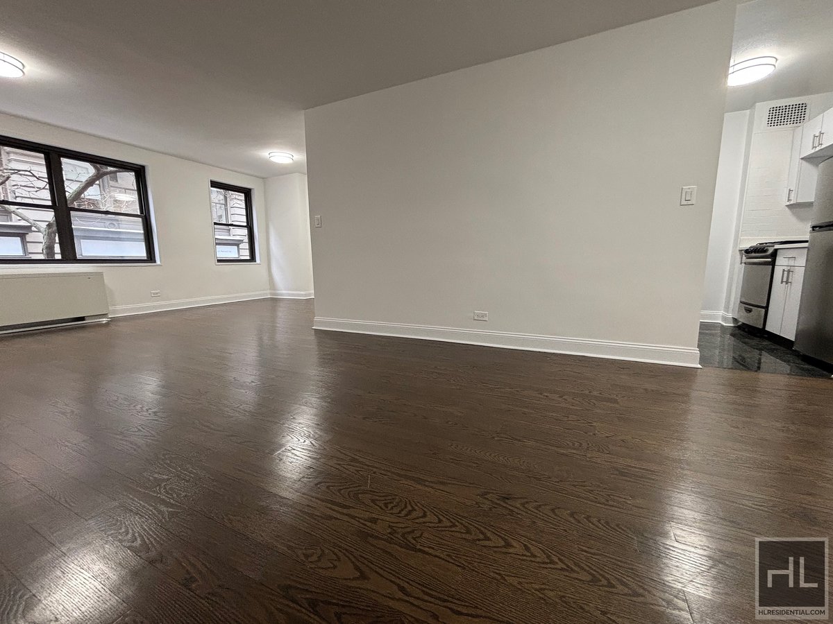 Photo for Mayfair Fifth - 96 5th Avenue Rental Building in Flatiron, Manhattan