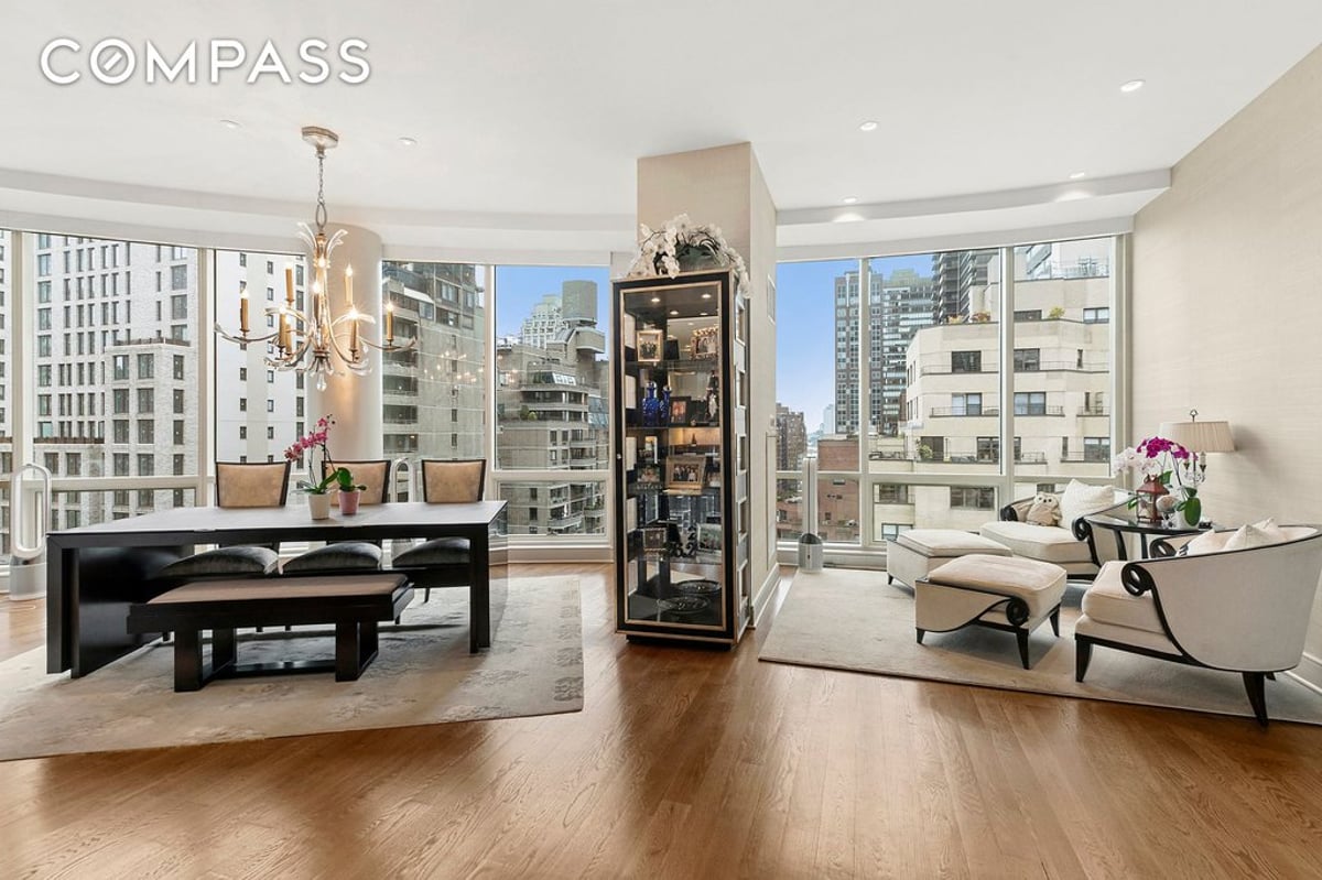 Photo for The Alexander - 250 East 49th Street Condominium in Midtown East, Manhattan