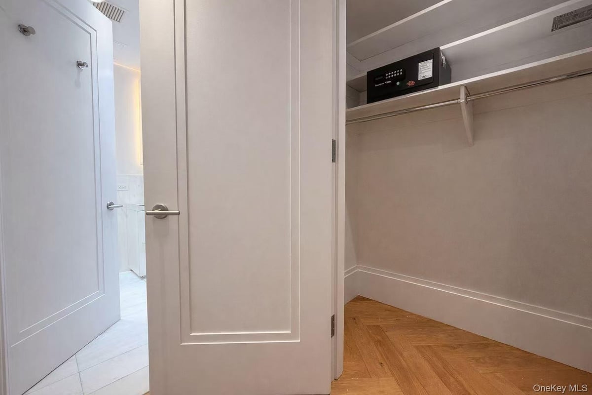 Photo for 101 Wall Street - 101 Wall Street Condominium in Financial District, Manhattan