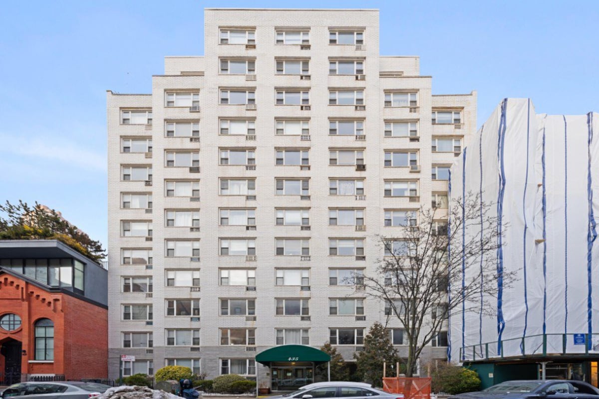 Photo for The Pembroke - 435 East 77th Street Cooperative in Upper East Side, Manhattan