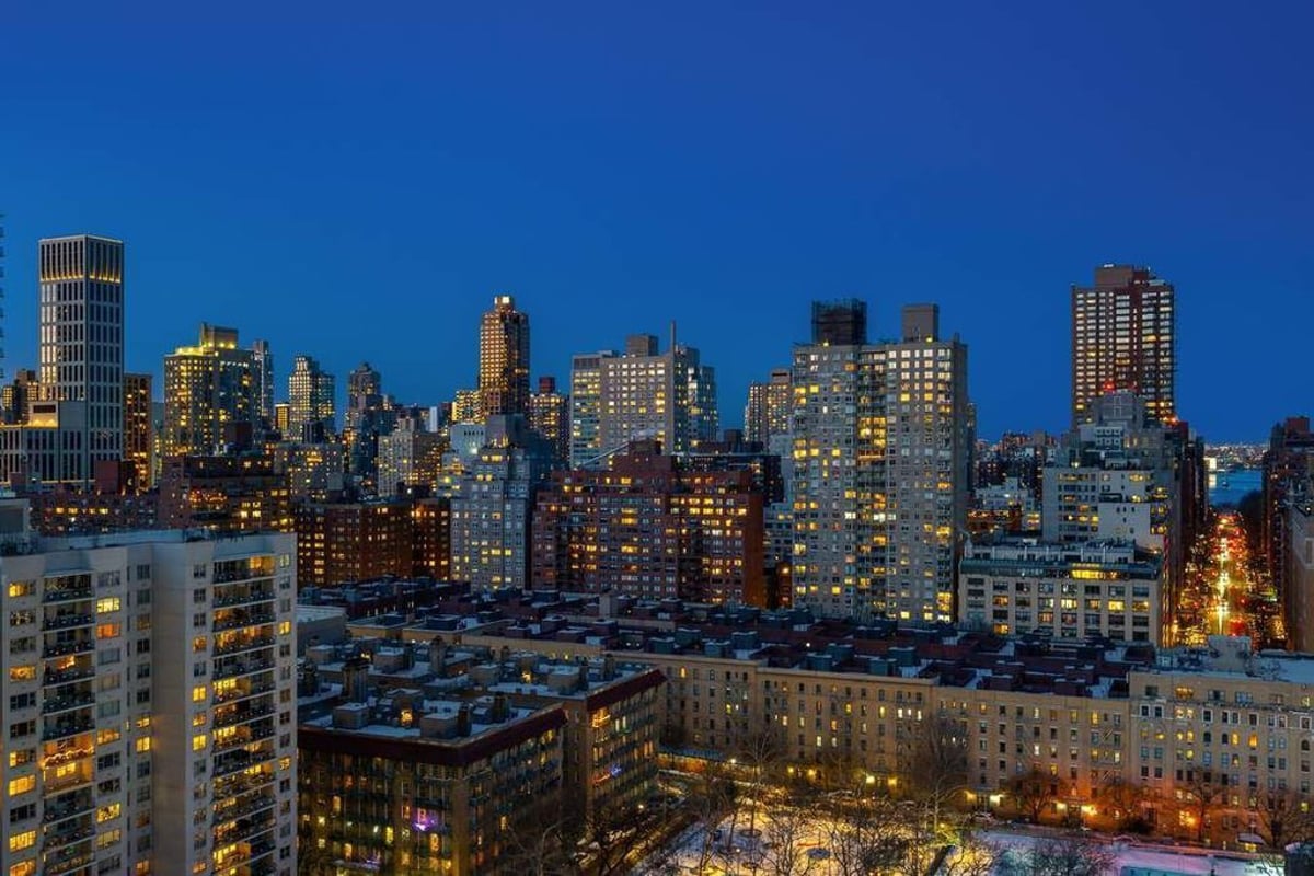 Photo for The Promenade - 530 East 76th Street Condominium in Upper East Side, Manhattan