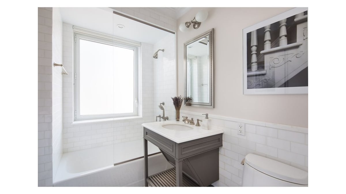 Photo for 530 Park Avenue - 530 Park Avenue Condominium in Upper East Side, Manhattan