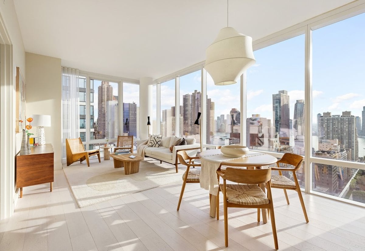 Photo for Eastlight - 501 Third Avenue Condominium in Kips Bay, Manhattan