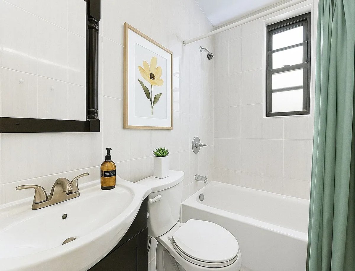 Photo for 4300 Broadway - 4300 Broadway Rental Building in Fort George, Manhattan