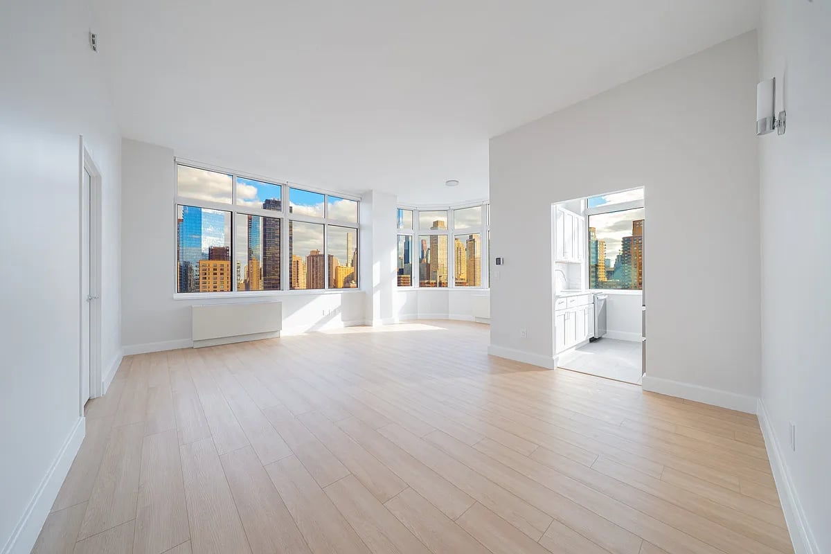 Photo for 140 Riverside Boulevard - 140 Riverside Boulevard Rental Building in Lincoln Square, Manhattan