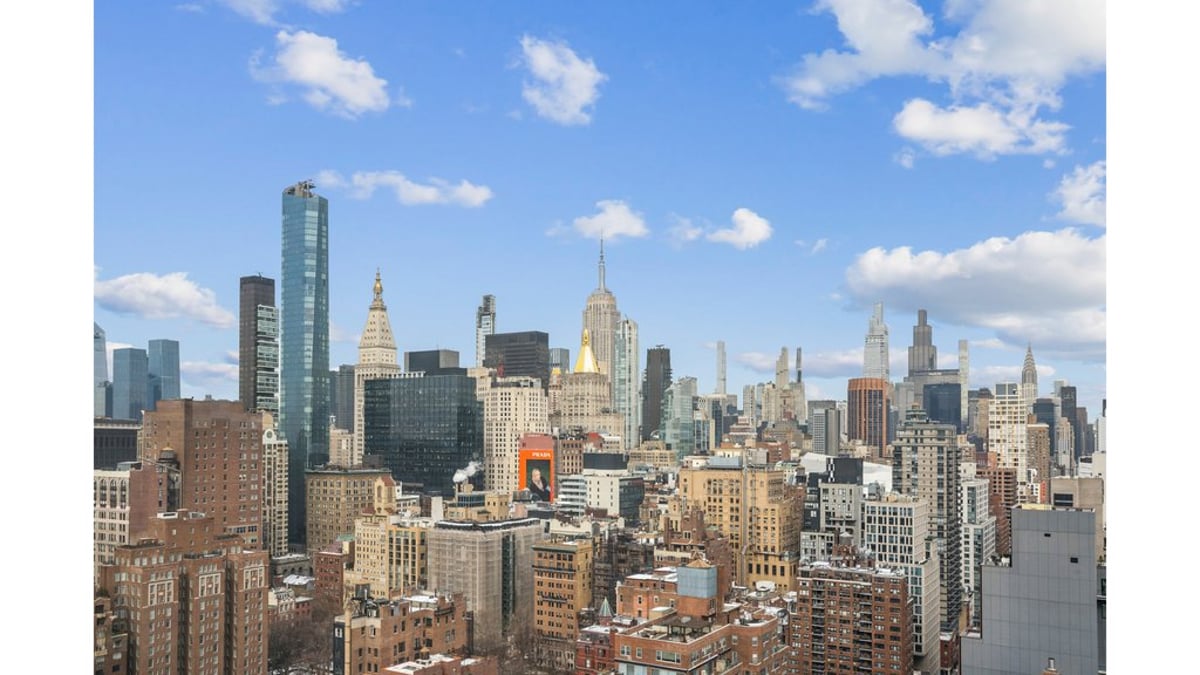 Photo for Park Towers - 201 East 17th Street Cooperative in Gramercy Park, Manhattan