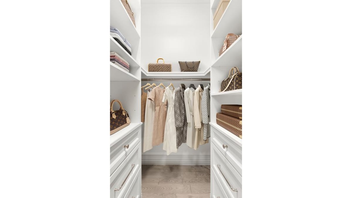 Photo for Lincoln Spencer Apartments - 140 West 69th Street Cooperative in Upper West Side, Manhattan