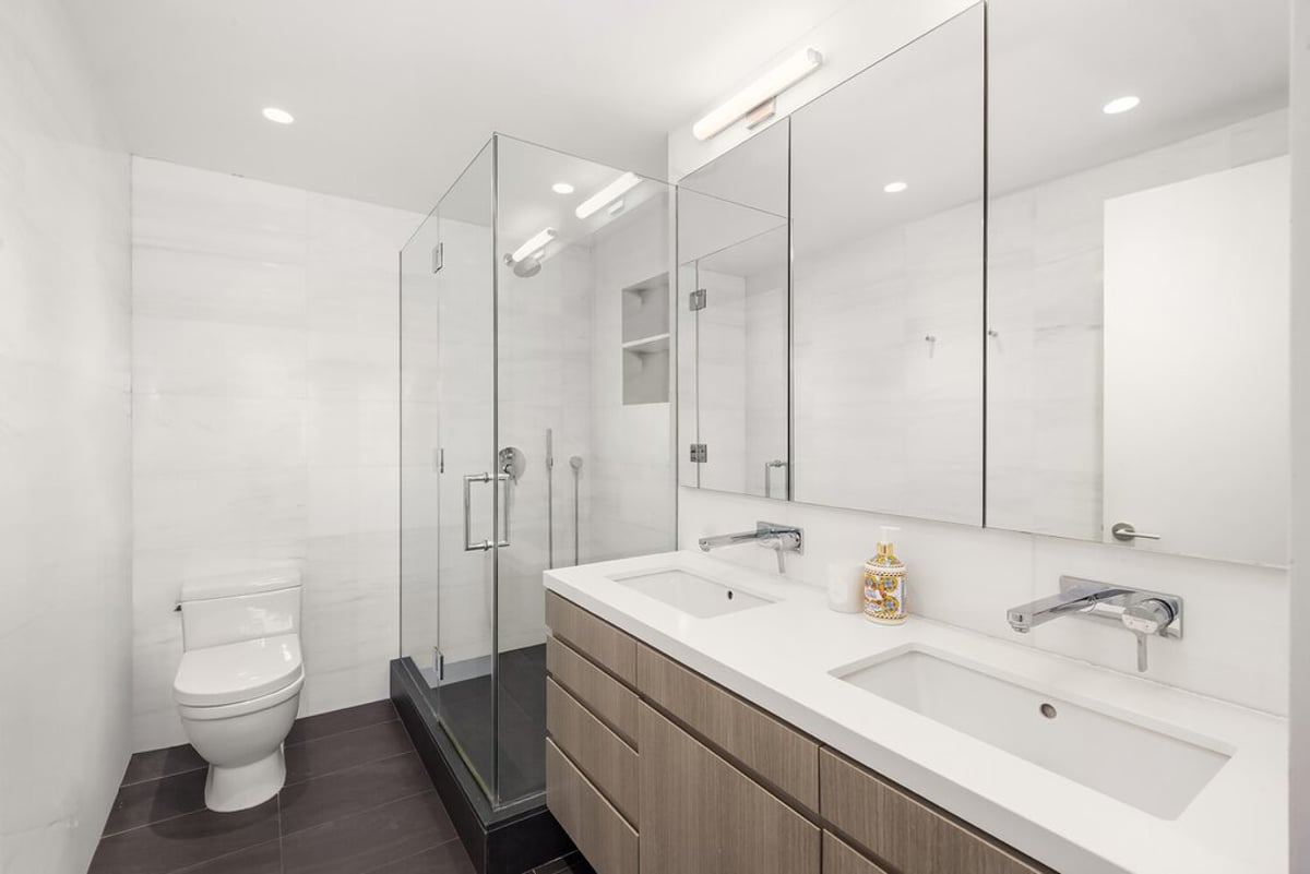 Photo for Lincoln Towers - 140 West End Avenue Condominium in Upper West Side, Manhattan